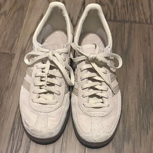 Adidas Women's Cream Sneakers